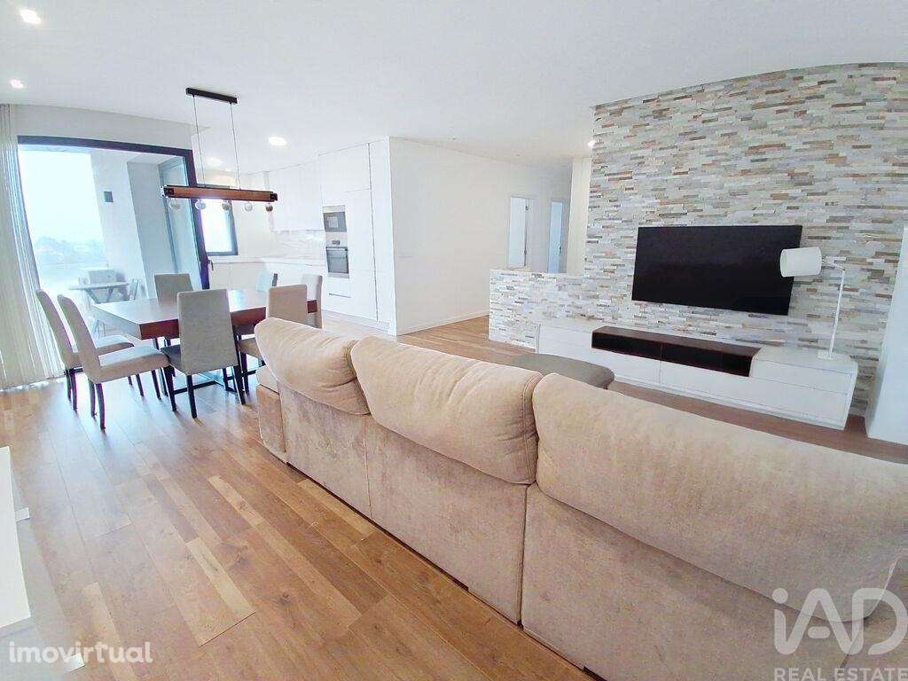Apartamento T3 em Fátima de 118,00 m2 - Grande imagem: 2/29