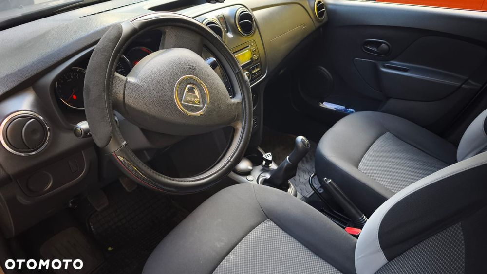 Dacia Sandero 2015 photo 4