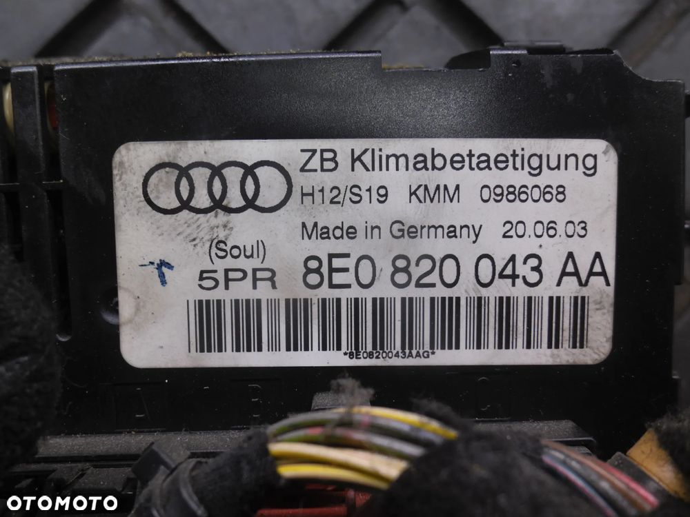 PANEL KLIMATYZACJI AUDI A4 B6 8E0820043AA - 4