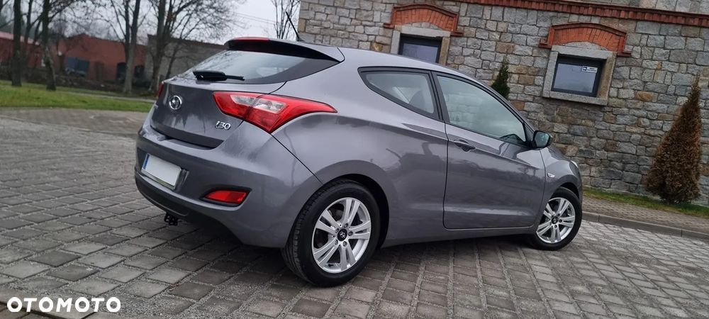 Hyundai i30 1.4 Comfort - 14