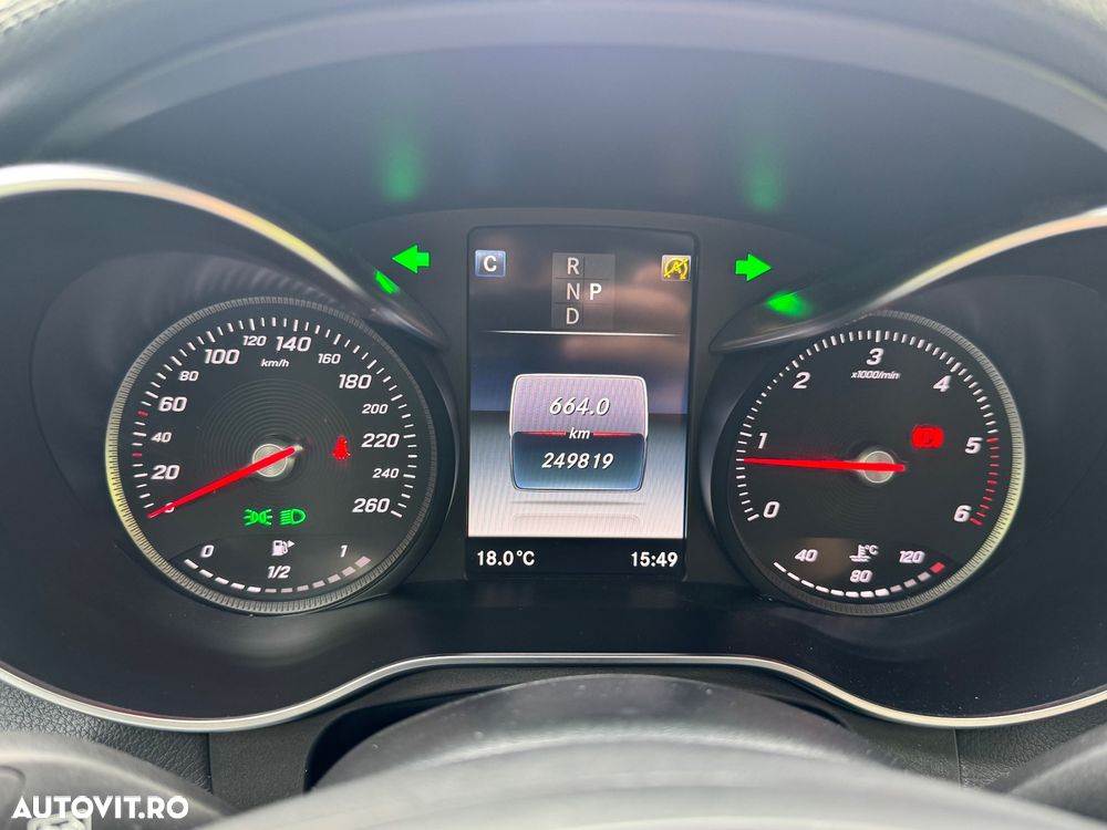 Mercedes-Benz GLC 220 d 4MATIC - 23