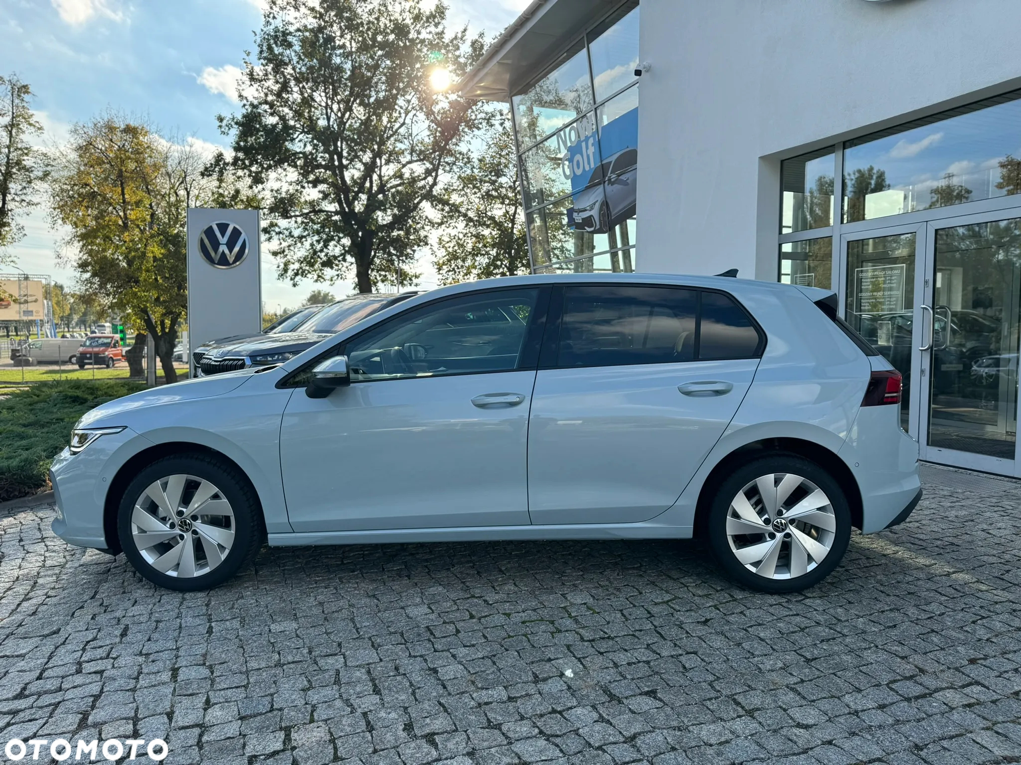 Volkswagen Golf VIII 1.5 TSI Life - 10