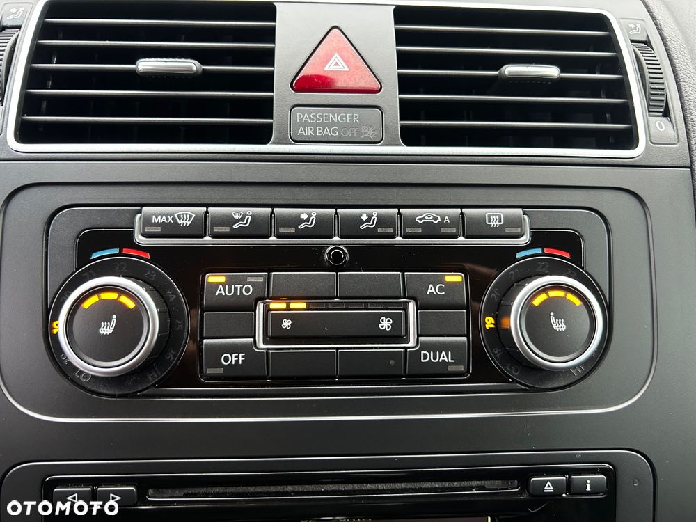 Volkswagen Touran 1.4 TSI Comfortline DSG - 16