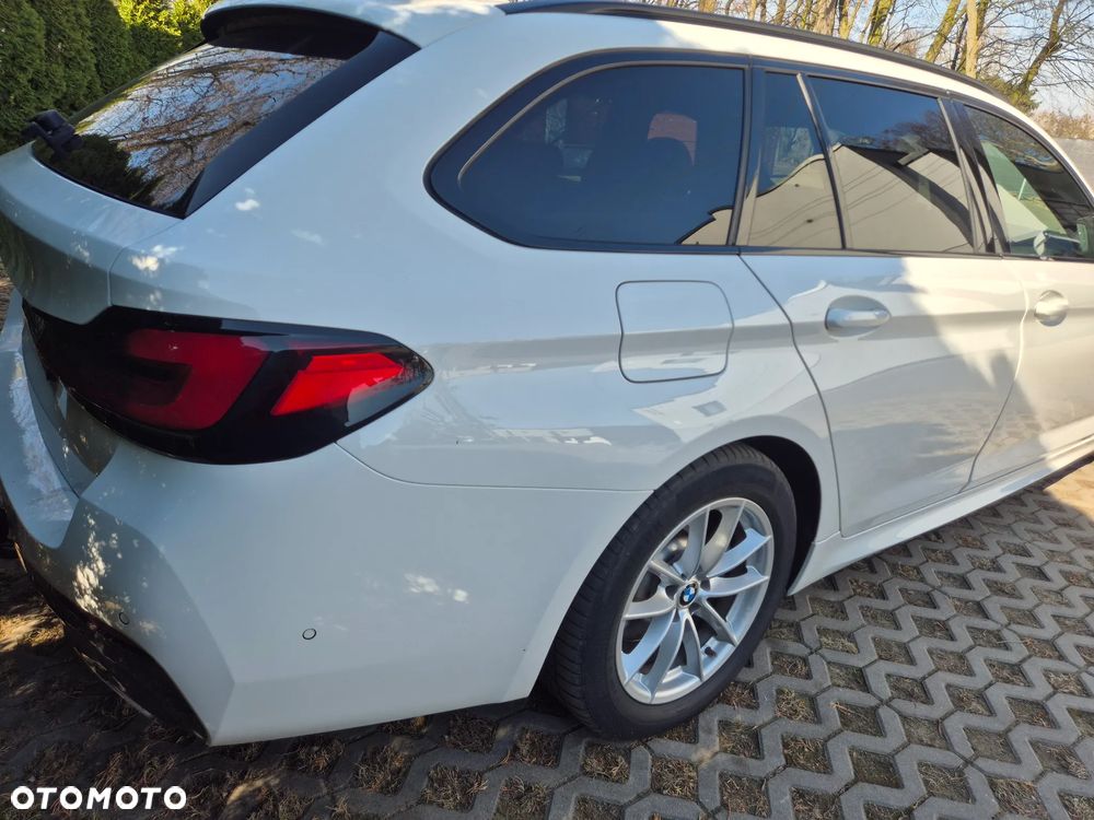 BMW Seria 5 520d M Sport sport - 16