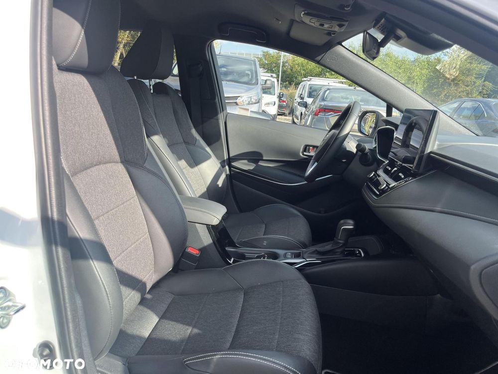 Toyota Corolla 1.8 Hybrid Style - 21