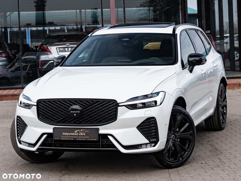 Volvo XC 60 B5 B AWD Plus Dark - 2