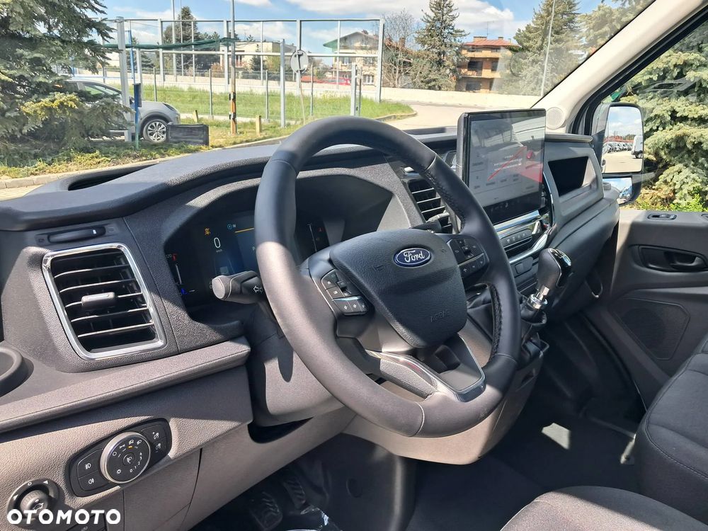 Ford Transit - 10