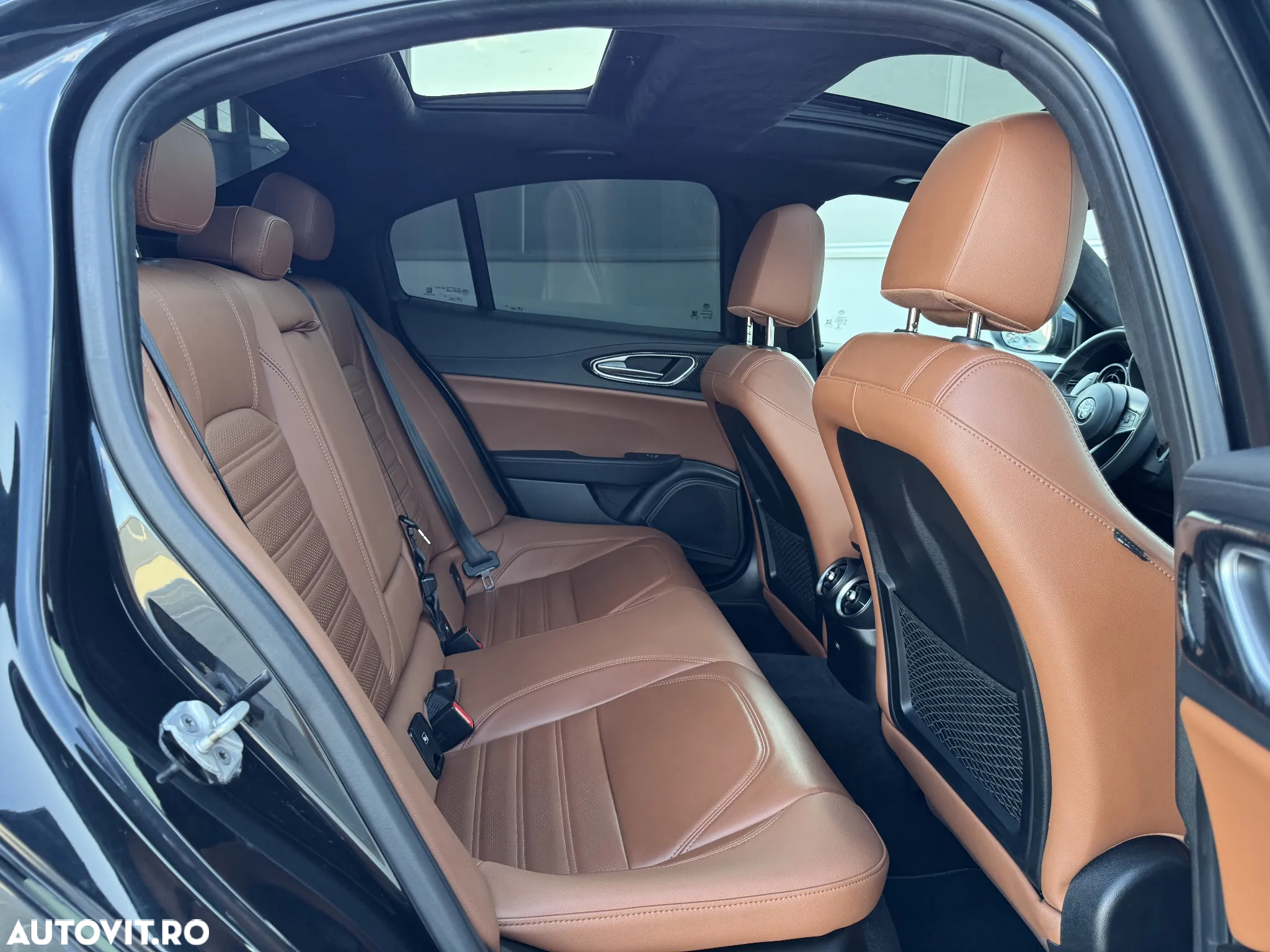 Alfa Romeo Giulia 2.2 Diesel AT8-Q4 Veloce - 13