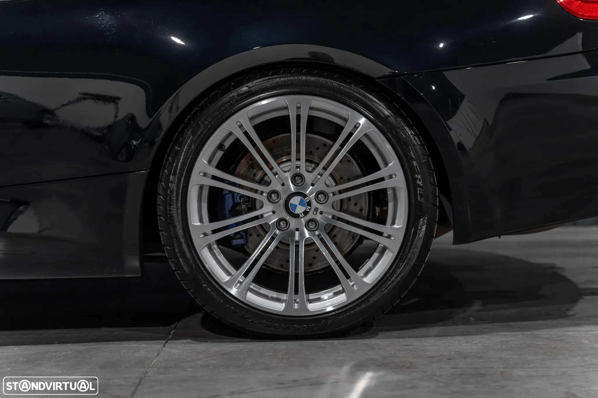 BMW M3 Auto - 34