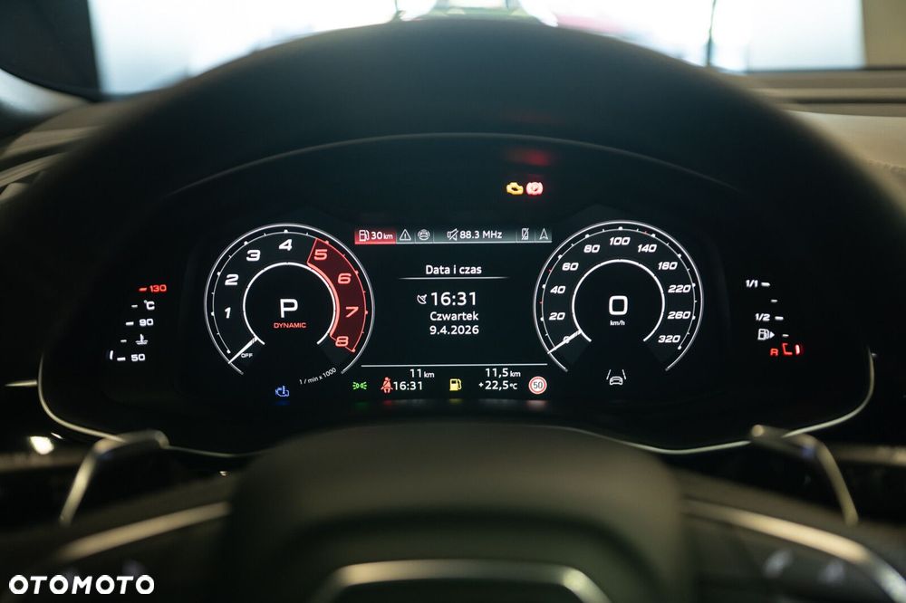 Audi RS Q8 - 22