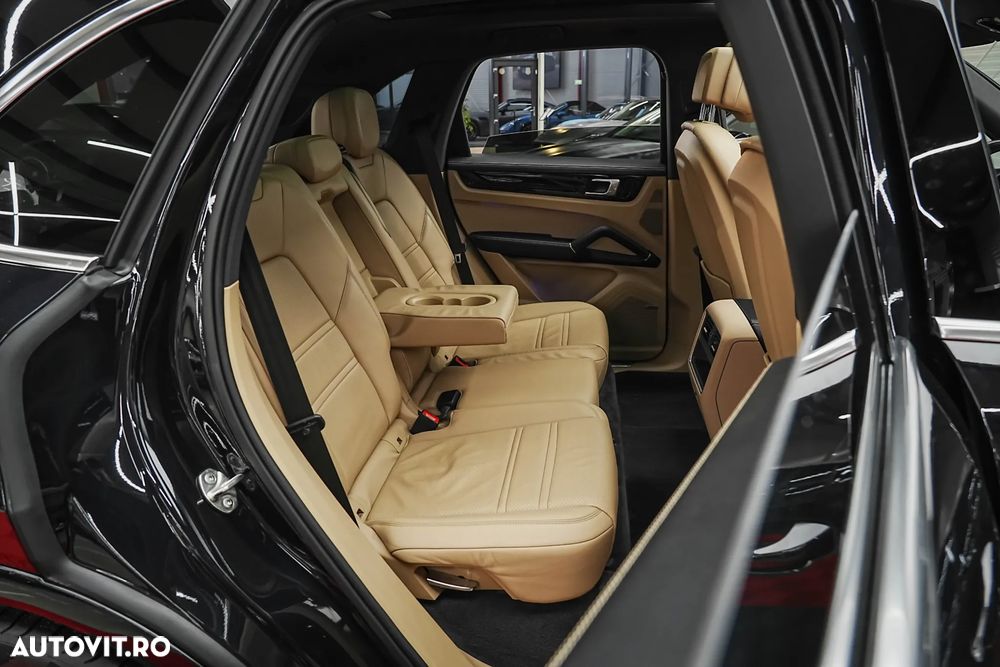 Porsche Cayenne E-Hybrid Tiptronic S - 12