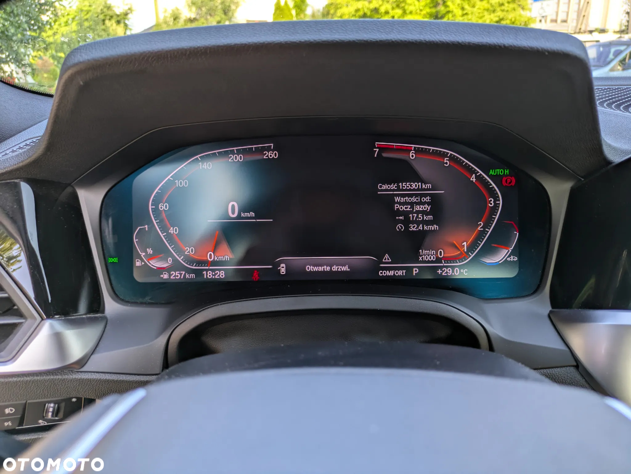 BMW Seria 3 330i Sport Line - 6