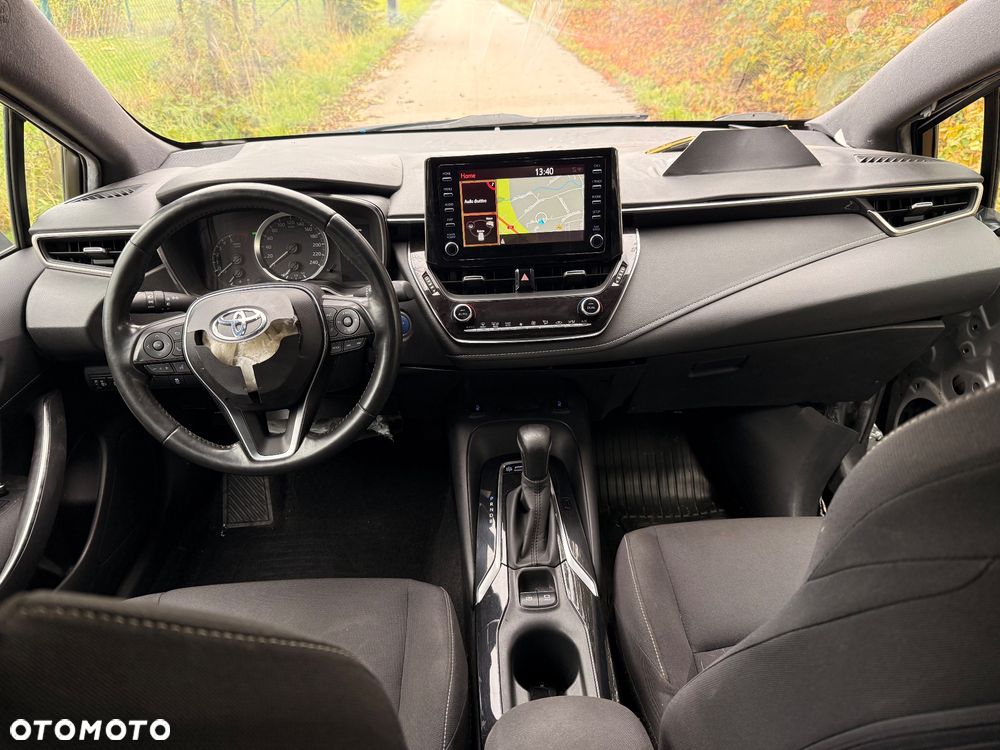 Toyota Corolla 1.8 Hybrid Executive - 8