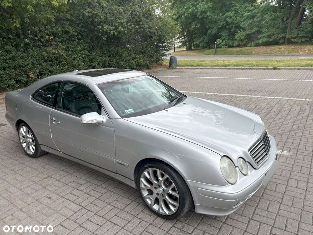 Mercedes-Benz CLK - 2