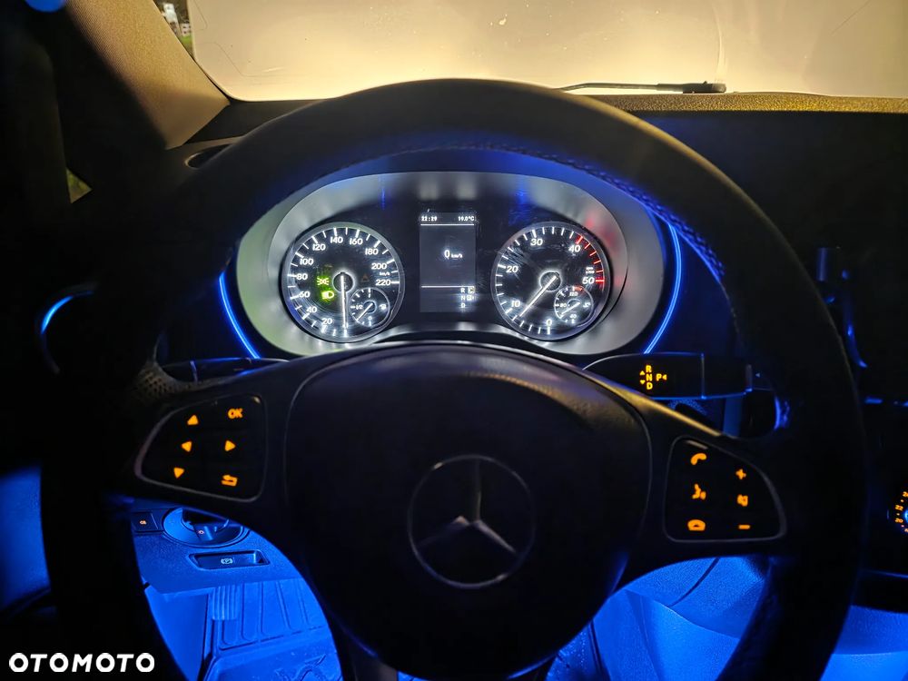 Mercedes-Benz Vito (BlueTEC) Tourer Kompakt SELECT - 11