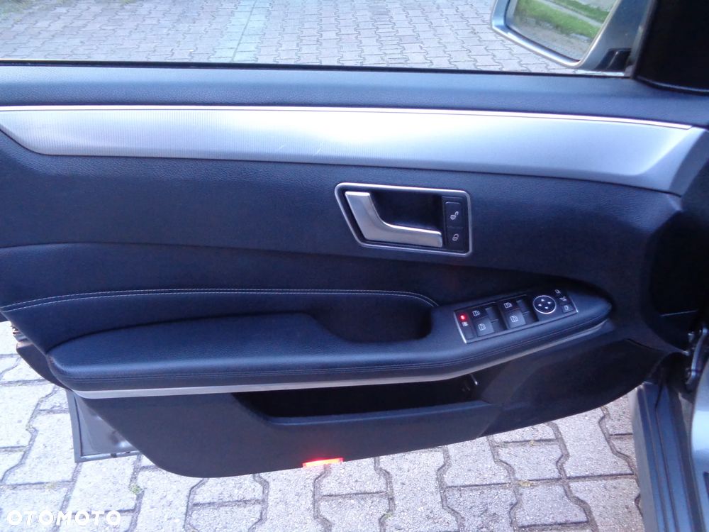 Mercedes-Benz Klasa E 200 CDI Elegance - 11