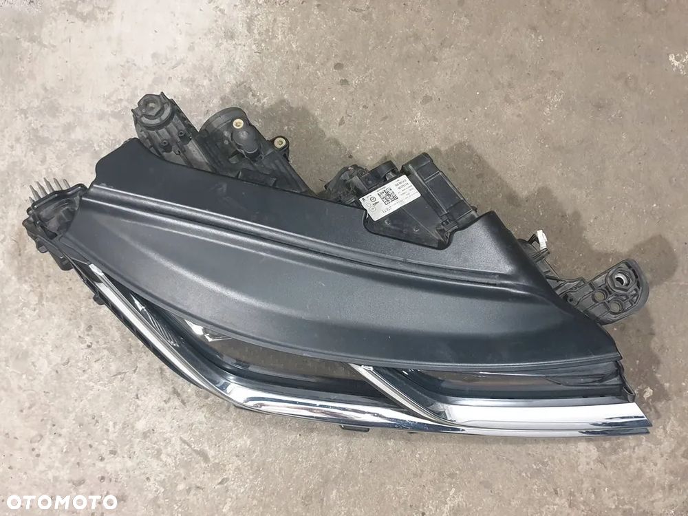 VW ARTEON 17-25 reflektor lampa przód prawa FULL LED - 4