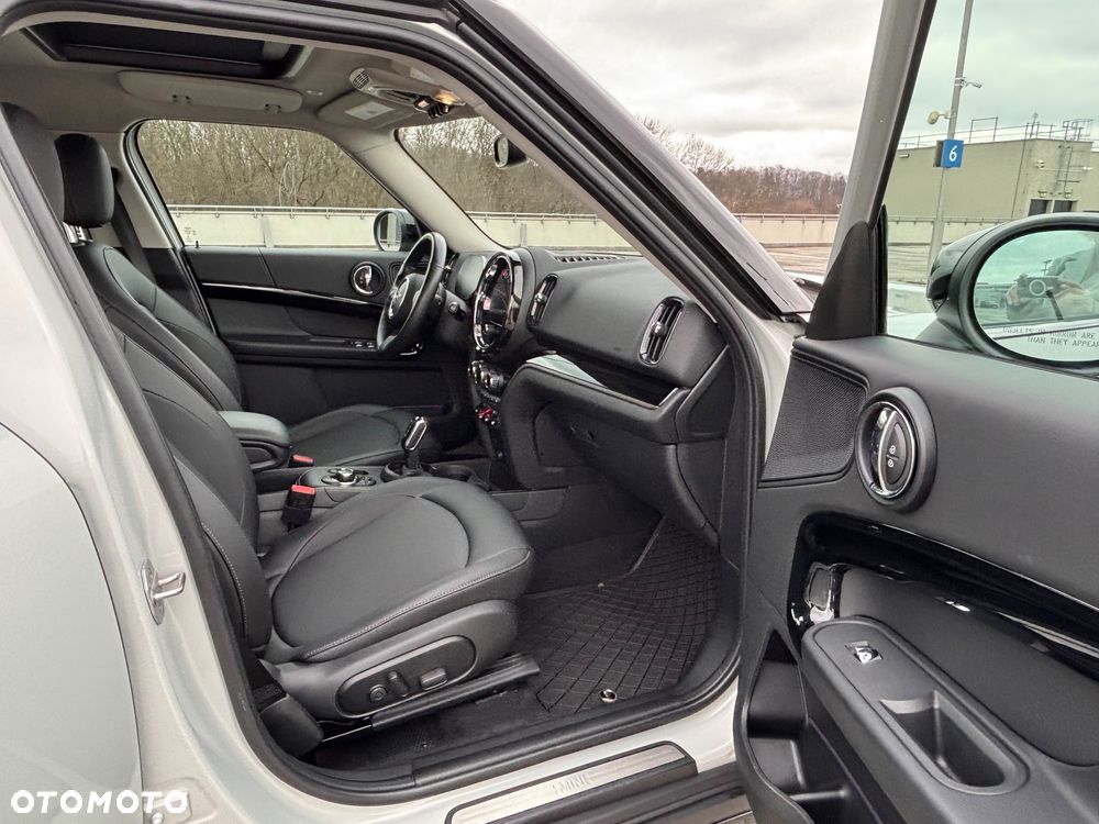 MINI Countryman Cooper ALL4 John Cooper Works Trim - 16