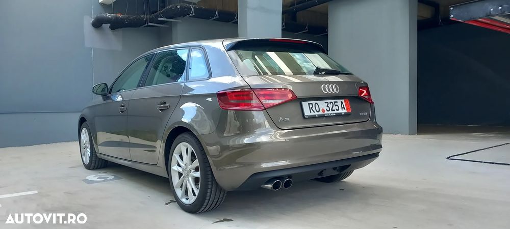 Audi A3 Sportback 1.4 TFSI S tronic Attraction - 8