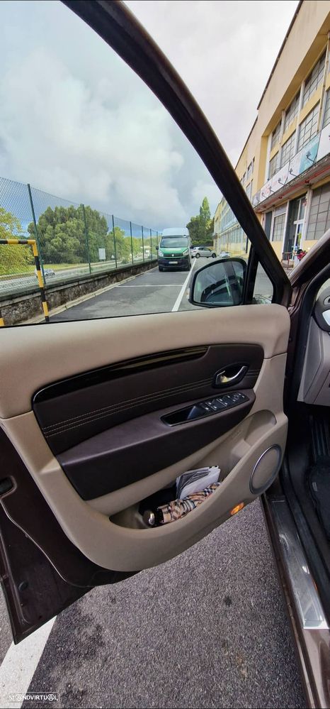 Renault Scénic 1.5 dCi Luxe - 3