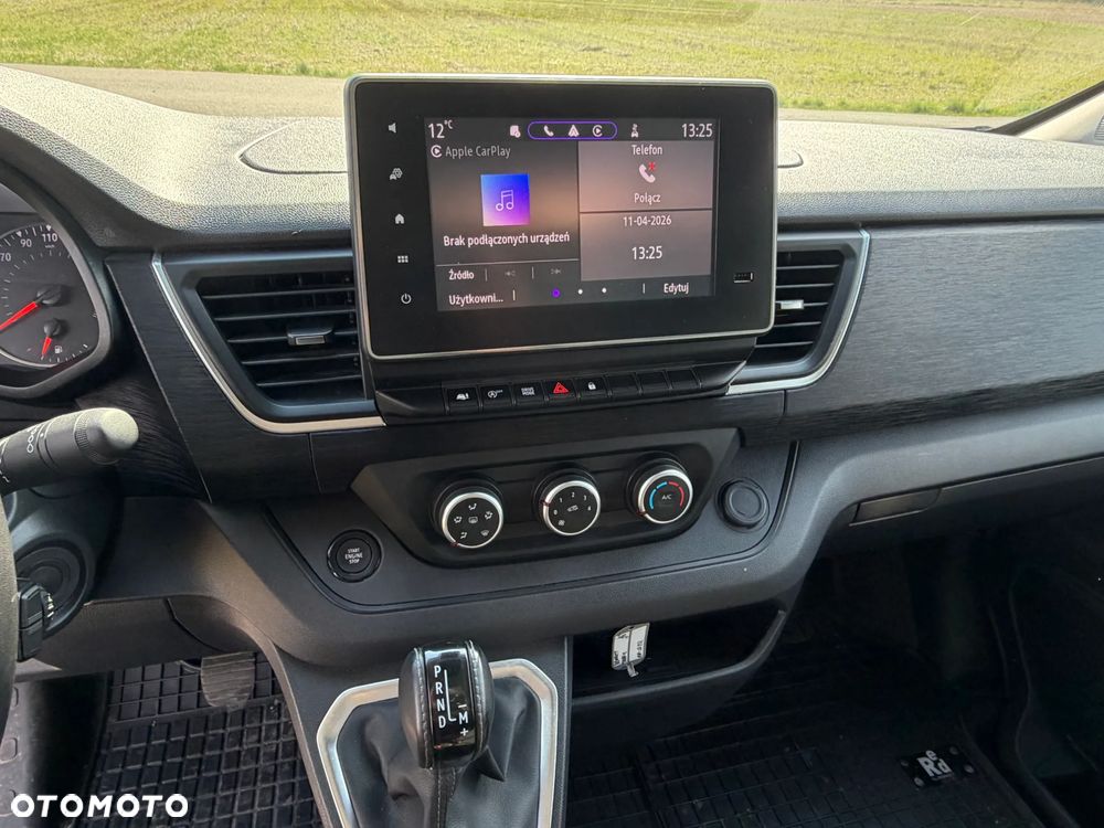 Renault Trafic - 13