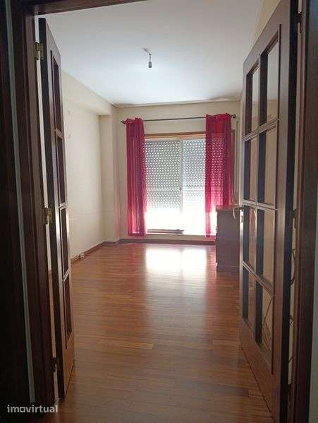 Apartamento T2+1 - Grande imagem: 3/8