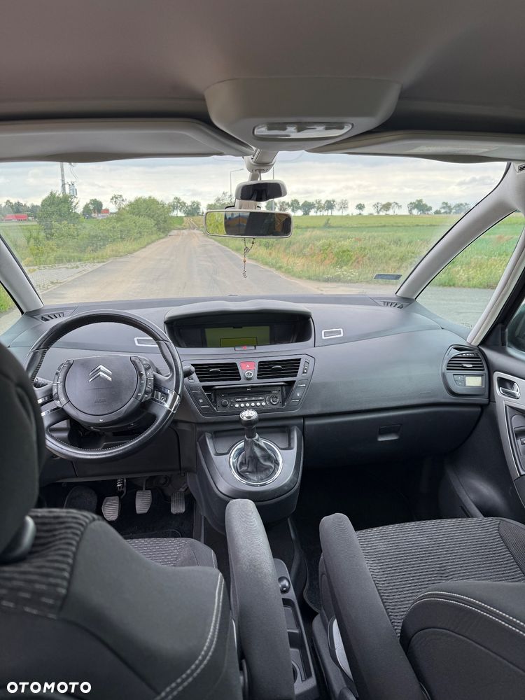Citroën C4 Picasso - 10