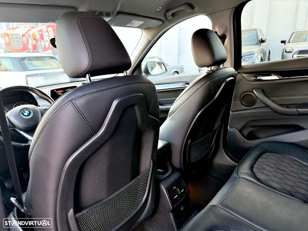 BMW X1 16 d sDrive Line Sport - 30