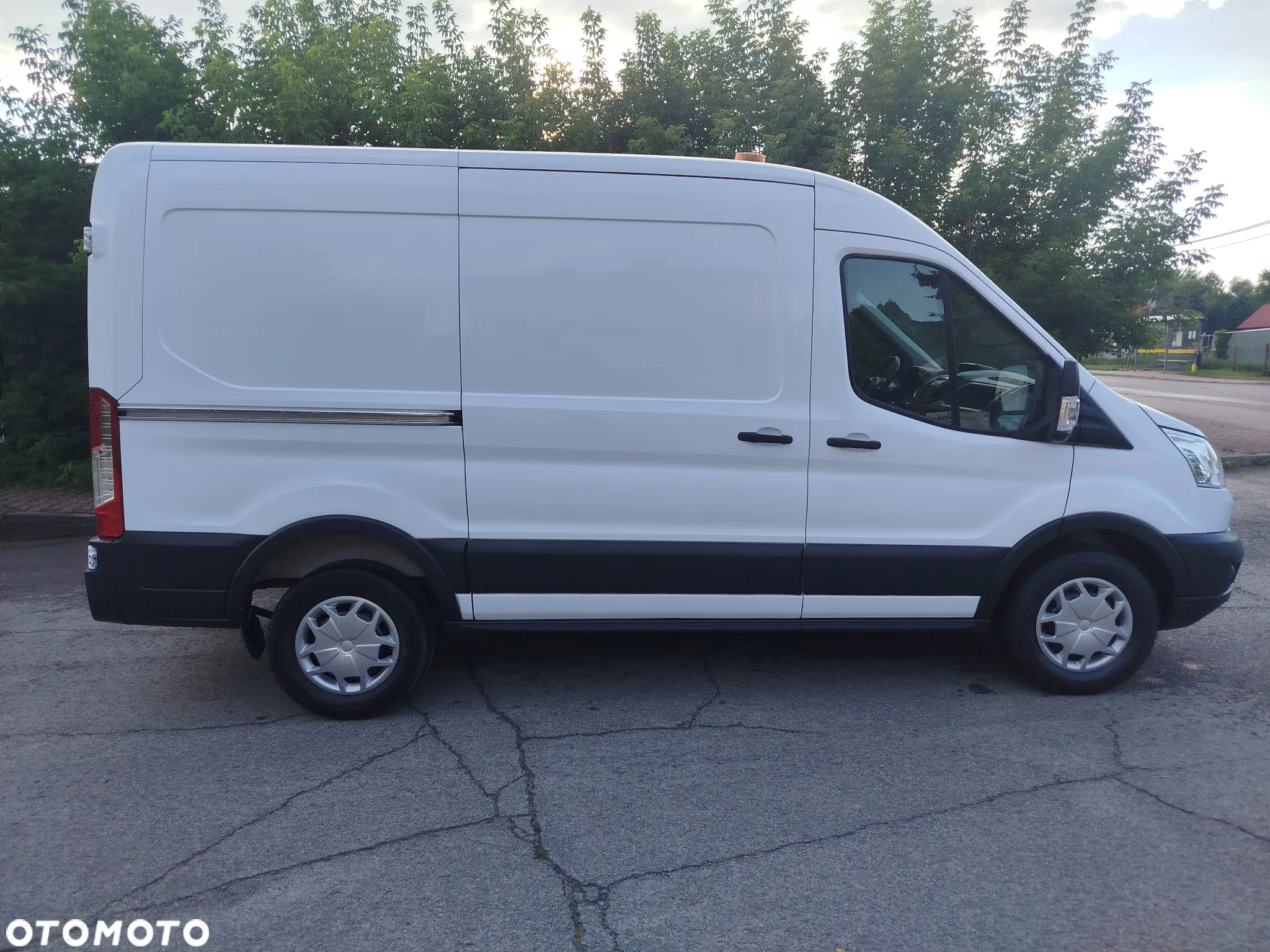 Ford Transit L2H2 ŚREDNIAK KLIMA 2.0TDCI - 7