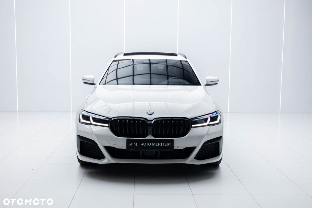 BMW Seria 5 530i xDrive M Sport Edition - 4