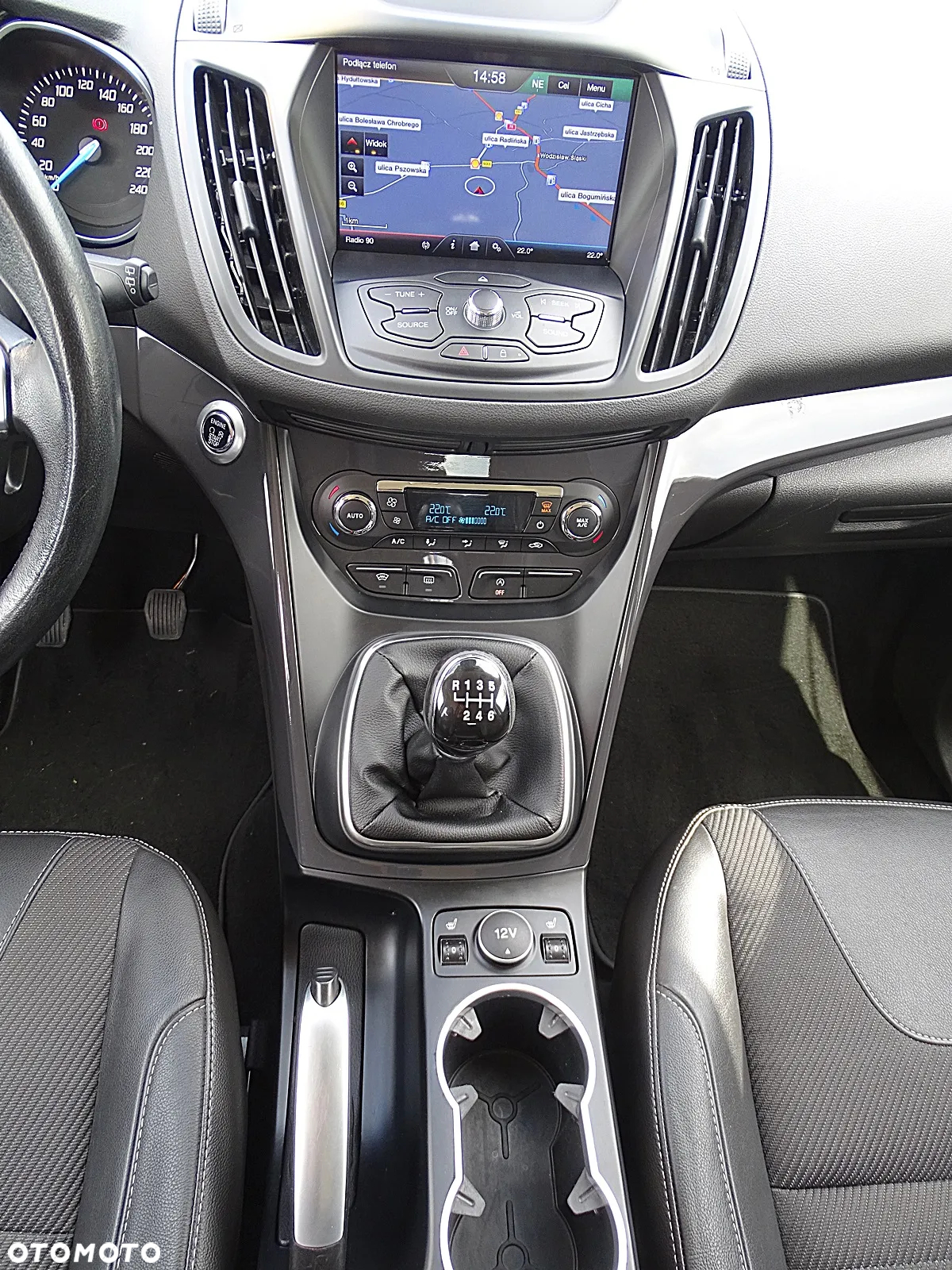 Ford Kuga 1.5 EcoBoost 2x4 Titanium - 32