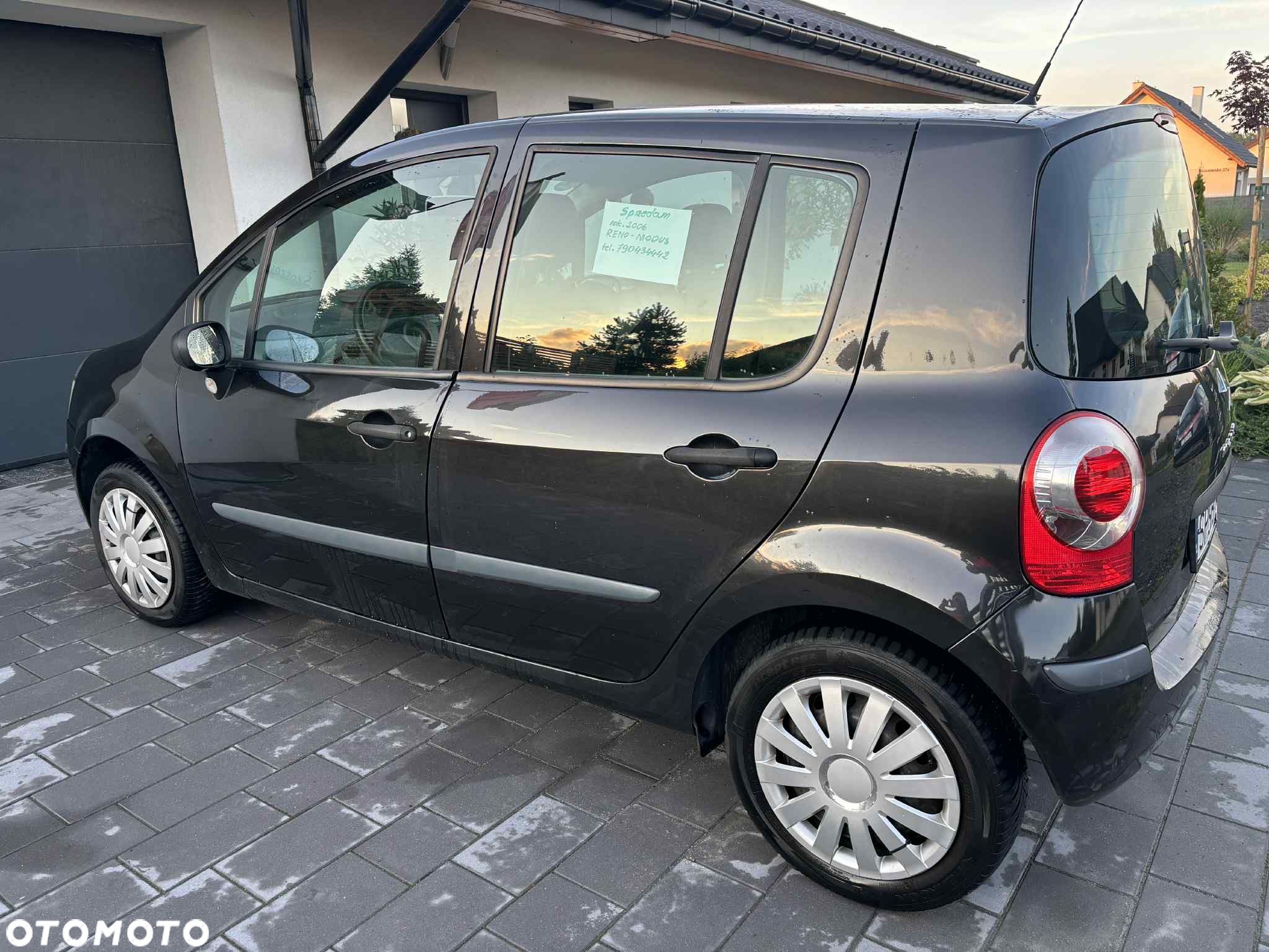 Renault Modus - 1
