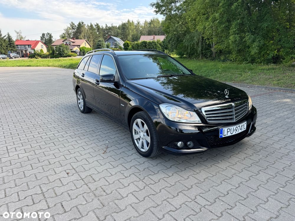 Mercedes-Benz Klasa C 200 (BlueEFFICIENCY) - 2