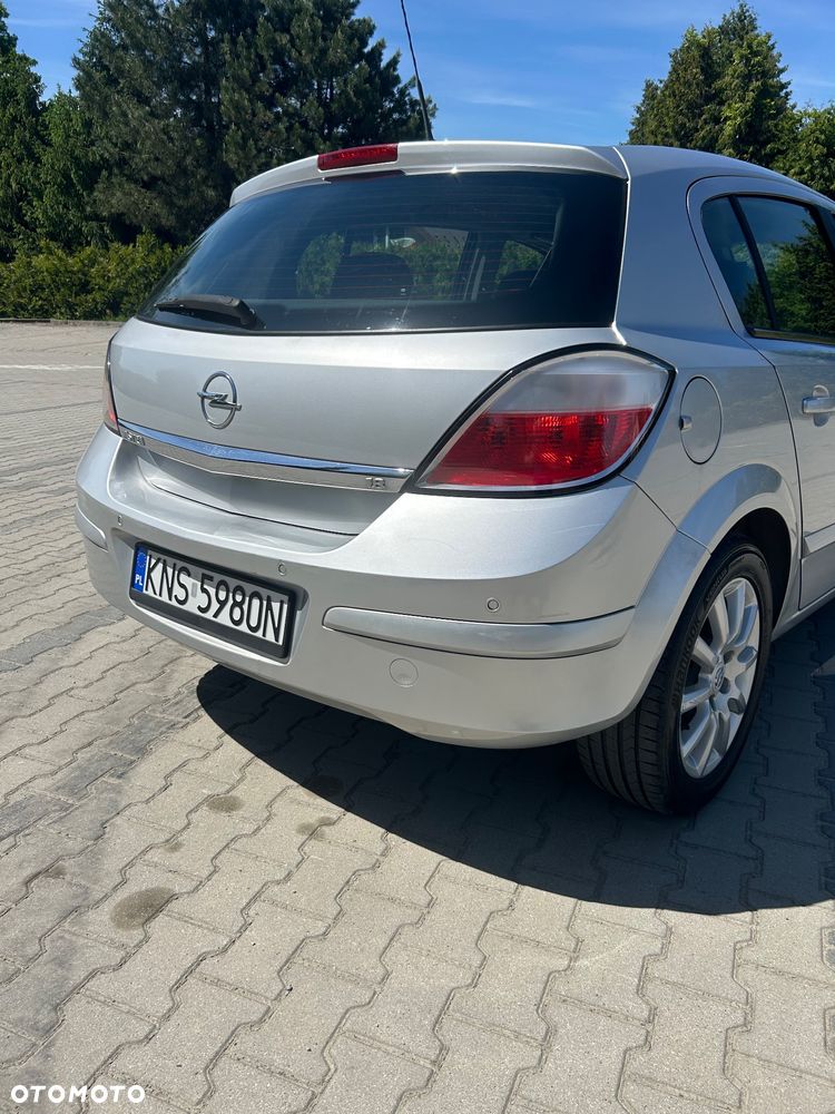 Opel Astra 1.8 Elegance - 19