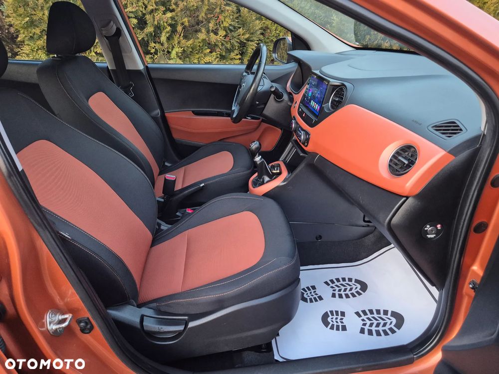 Hyundai i10 1.2 Fifa World Cup Edition - 7