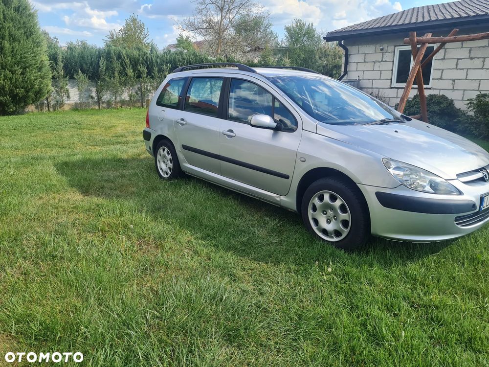 Peugeot 307 1.6 - 9