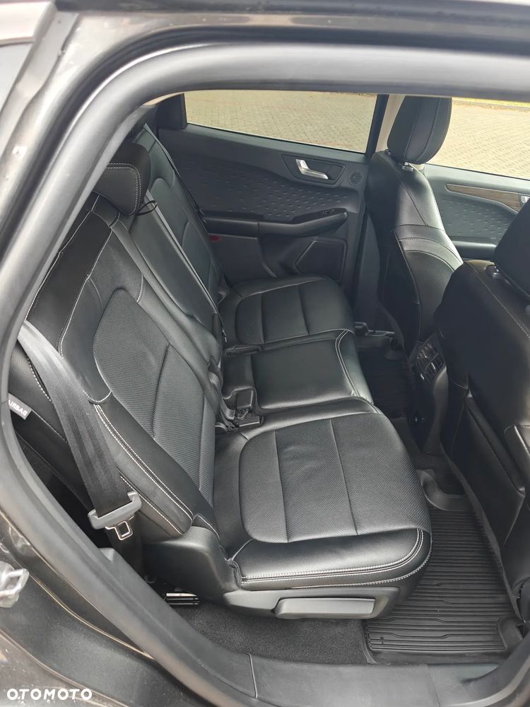 Ford Kuga 2.5 Duratec FHEV TITANIUM - 25