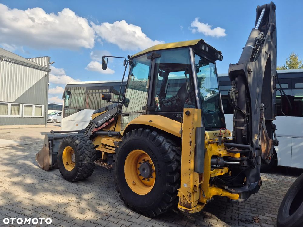 Volvo BL71 / SPROWADZONA / 5500 MTH - 3