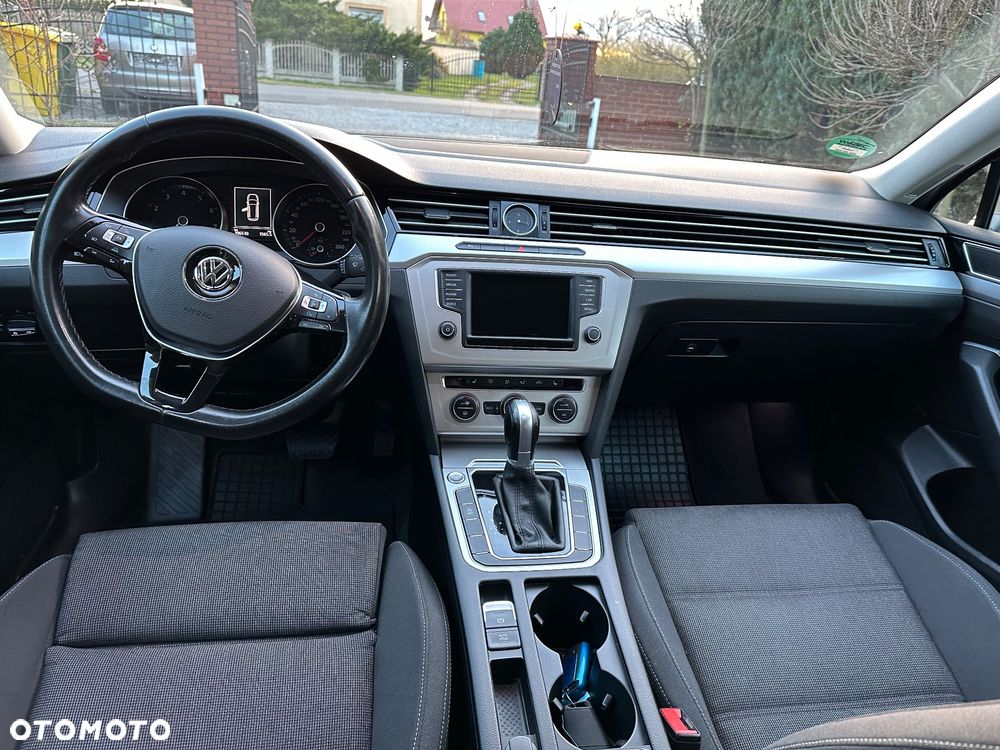 Volkswagen Passat - 7