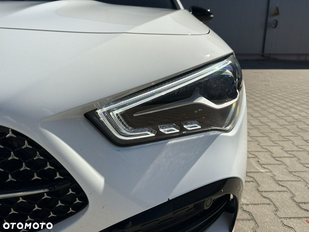 Mercedes-Benz CLA 200 mHEV AMG Line 7G-DCT - 9