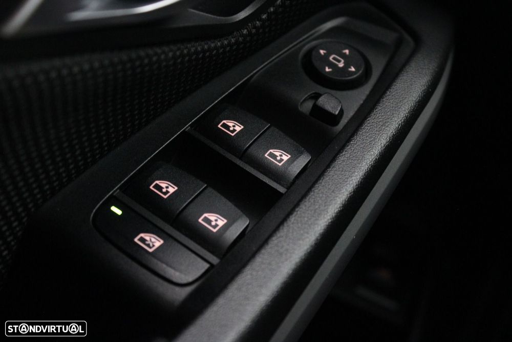 BMW 318 d Corporate Edition - 35