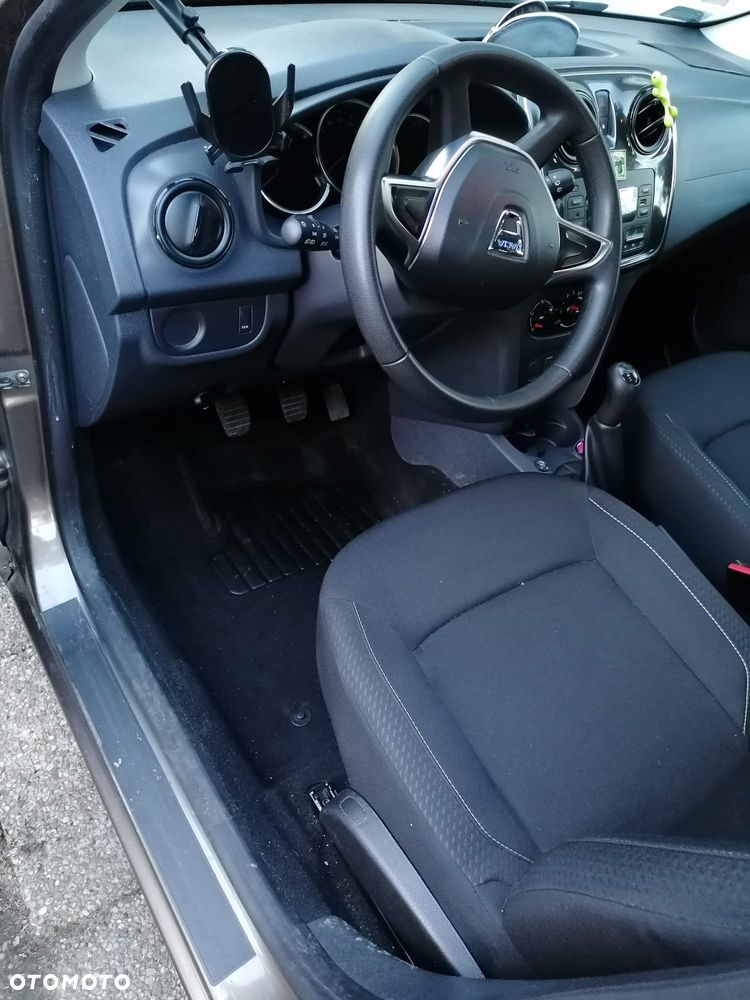 Dacia Sandero - 11