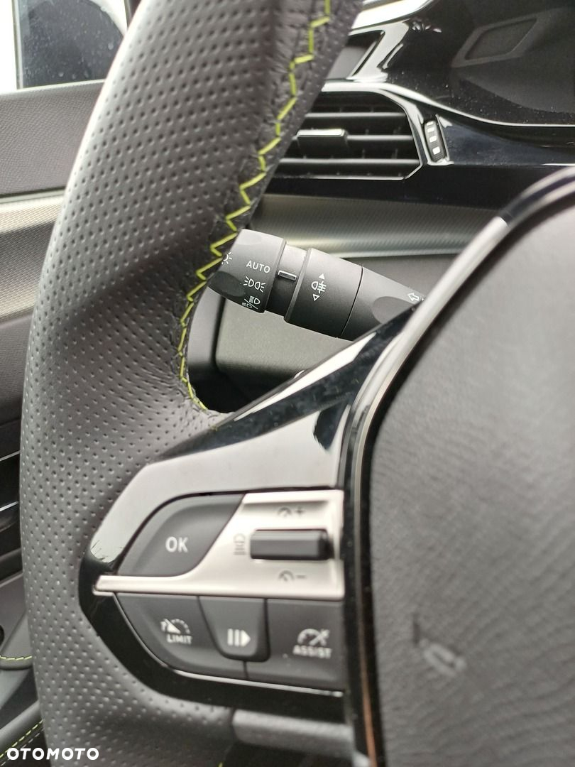 Peugeot 308 - 21