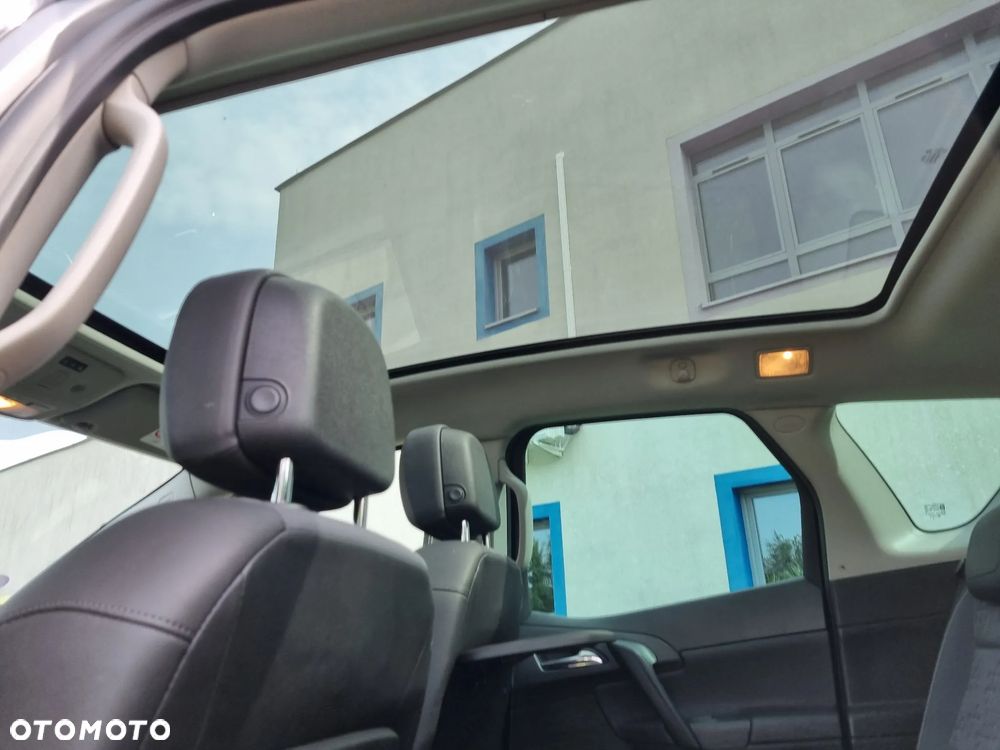 Opel Meriva 1.4 T Cosmo S&S - 14