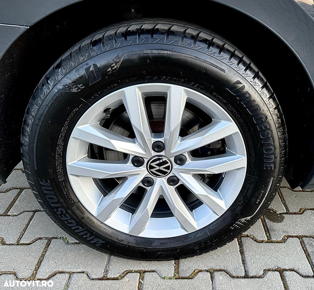 Volkswagen Passat 2.0 TDI DSG Comfortline - 17