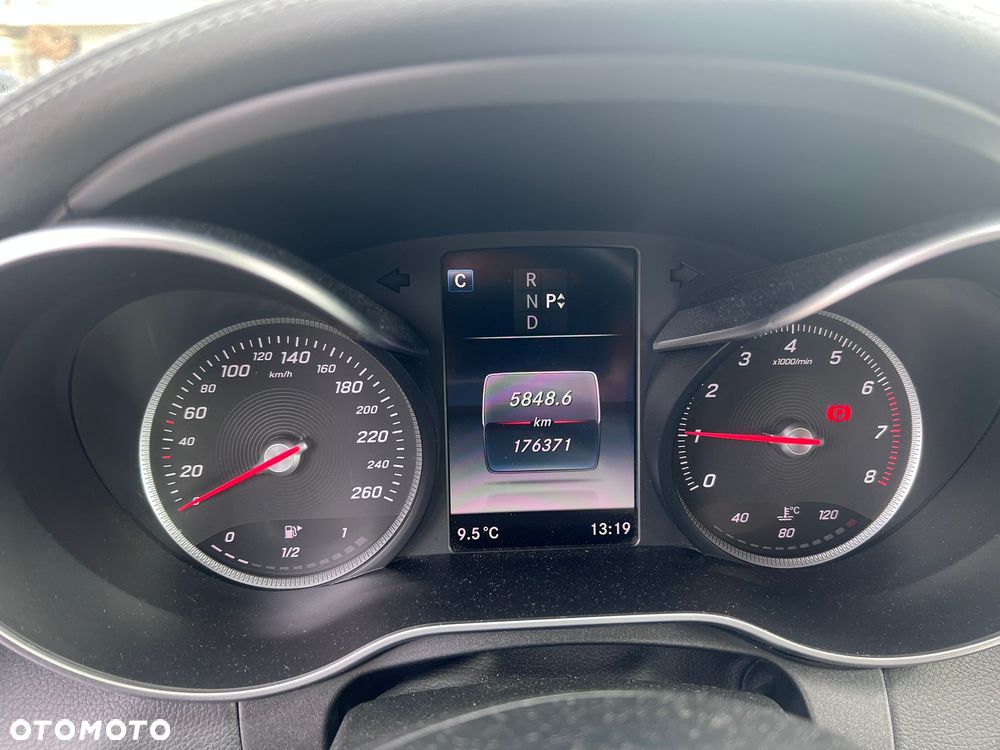 Mercedes-Benz Klasa C 250 7G-TRONIC - 9