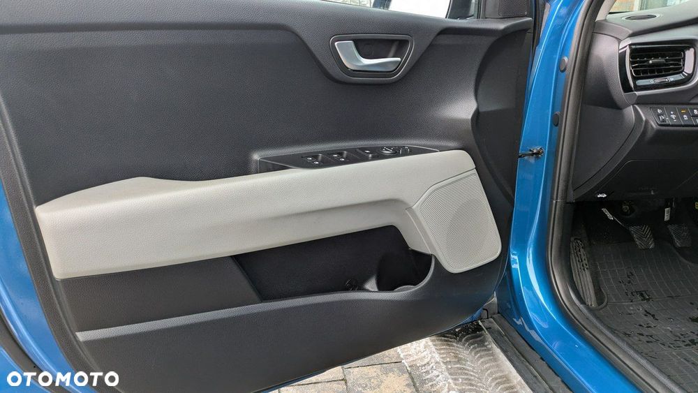 Kia Stonic 1.2 L - 10