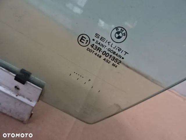 SZYBA DRZWI LEWY PRZÓD BMW E36 KOMBI NR736 - 2