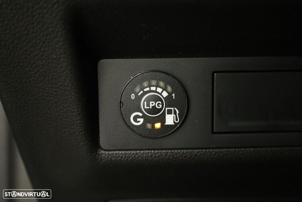 Renault Captur 1.0 TCe Techno Bi-Fuel - 21