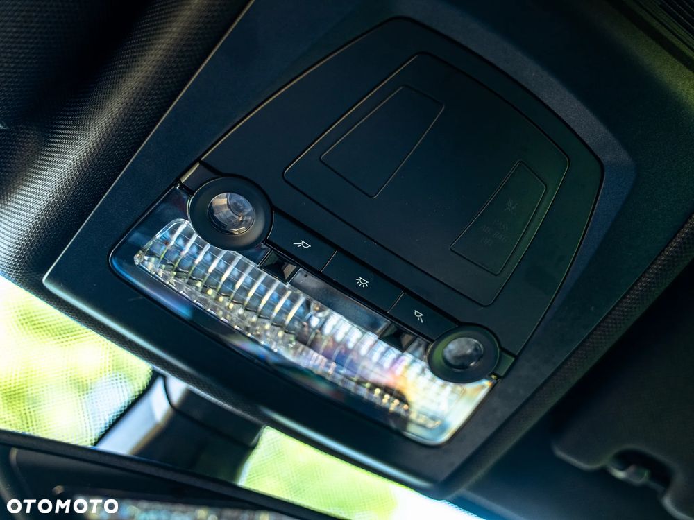 BMW Seria 5 - 29